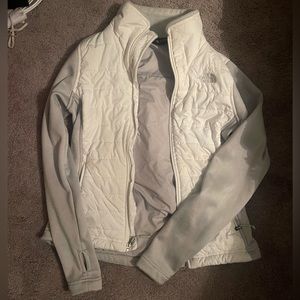 Women’s Northface Jacket